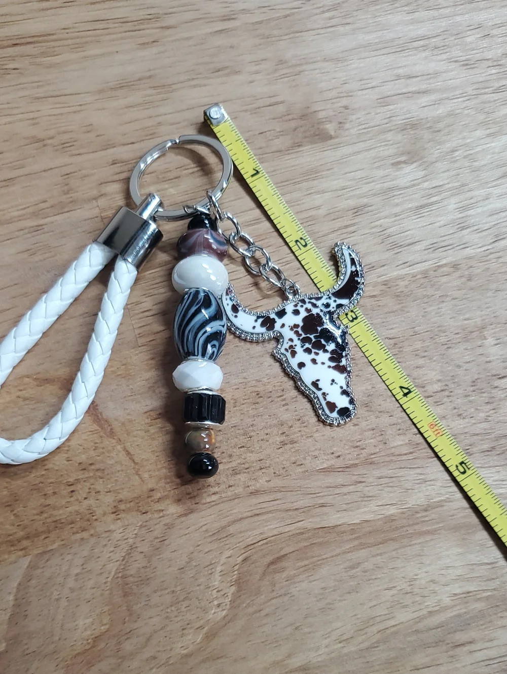 Western Style Black And Brown Keychain